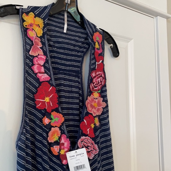 🆕 FREE PEOPLE Frida Embroidered Floral Tank - Picture 8 of 9